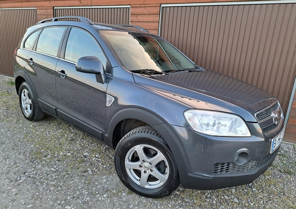 Chevrolet Captiva cena 22200 przebieg: 177200, rok produkcji 2008 z Września małe 742